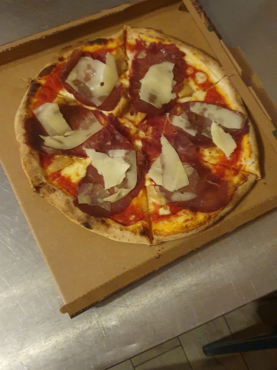 Cartone pizza pronto per l'asporto a Como